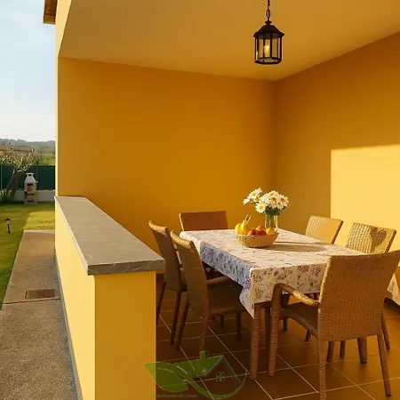 Villa Casa Vacacional Maldivas De Llanes