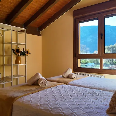 Casa Vacacional Maldivas De Llanes * Posada De Llanes