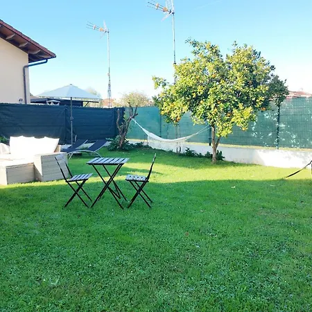 Casa Vacacional Maldivas De Llanes Villa *